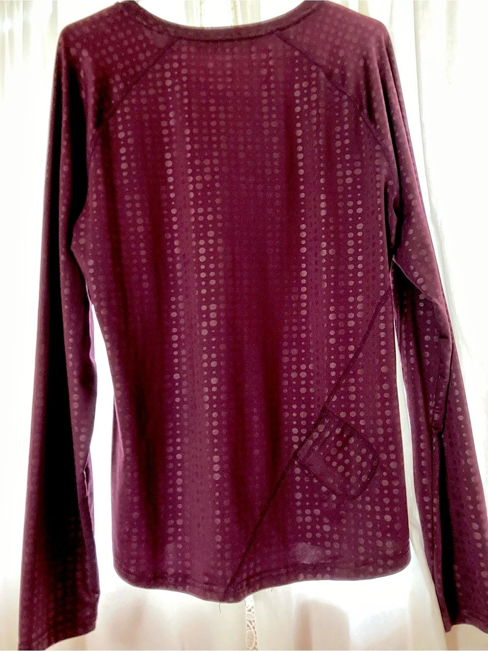 BCG Long Sleeve Athletic Top in deep red/maroon XL Like New - Picture 2 of 3